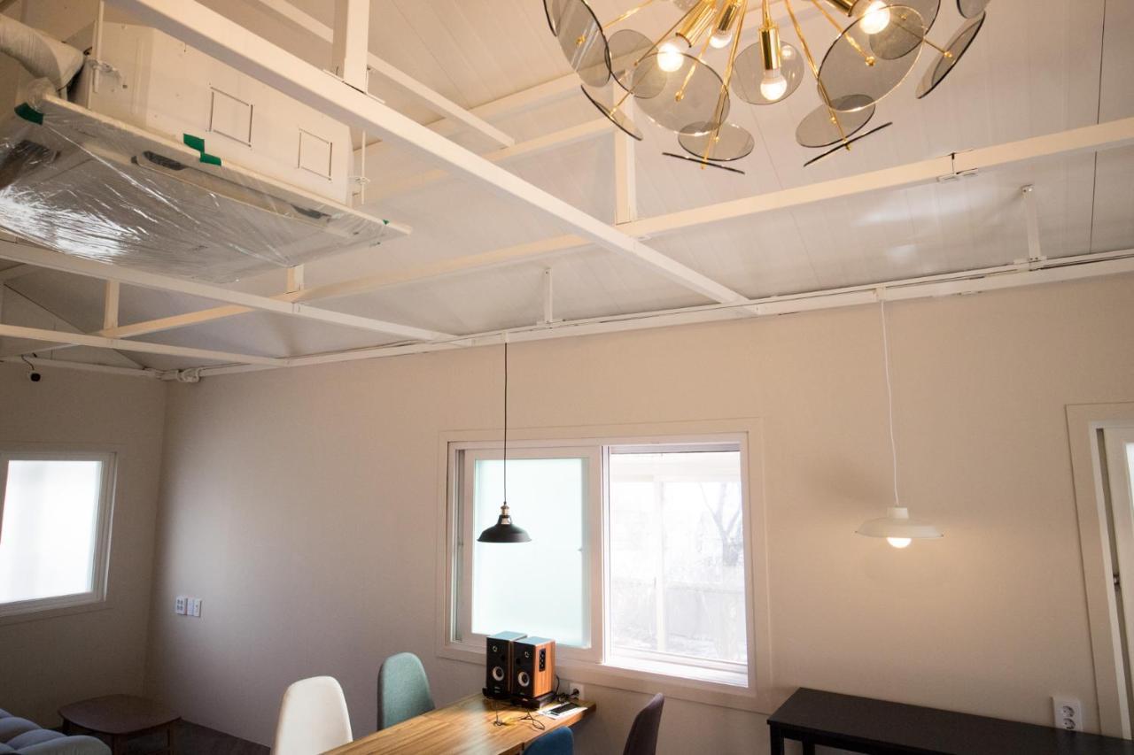 Felix Hostel *